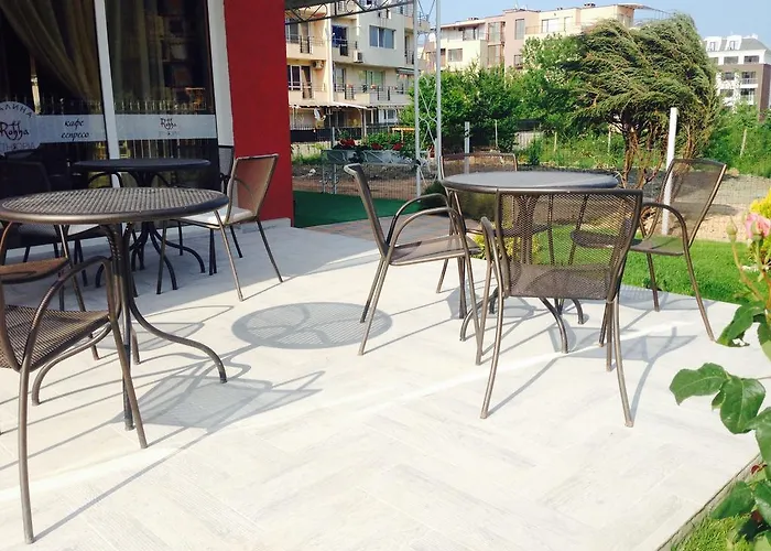 Malina Family بريمورسكو