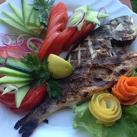 Malina Family 酒店 2*